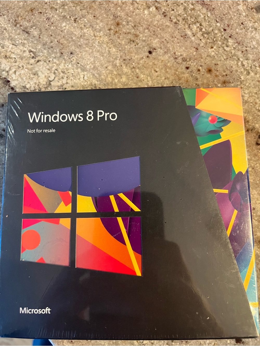 Software Box - Windows 8 Pro new in box (sealed)